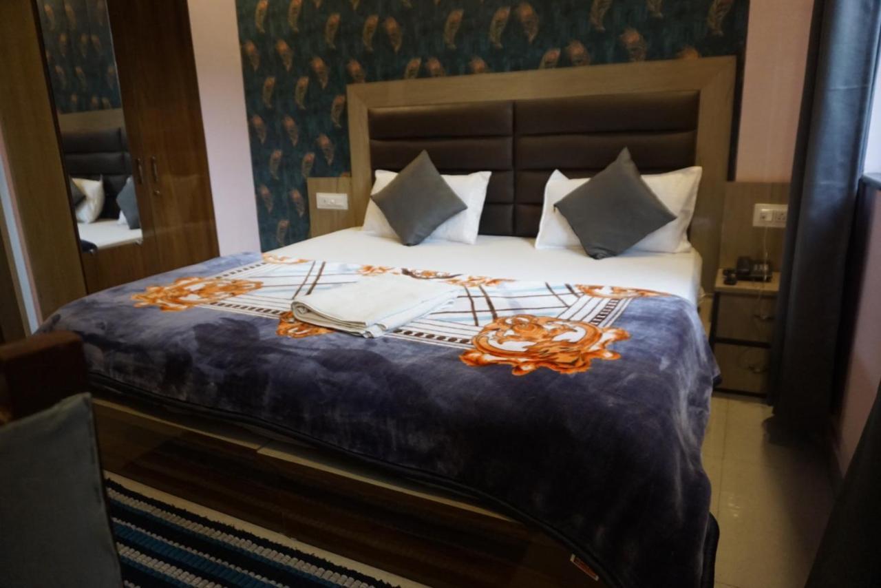 Hotel Kaanha Residency Inn By Shree Krishna Hospitality Rishīkesh المظهر الخارجي الصورة